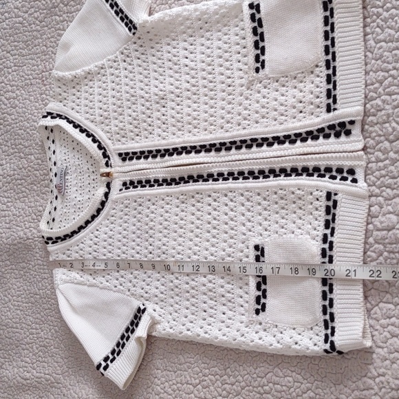 Red Valentino Size Large Crochet Knit Short Sleeve Front Zip Sweater - Picture 4 of 16
